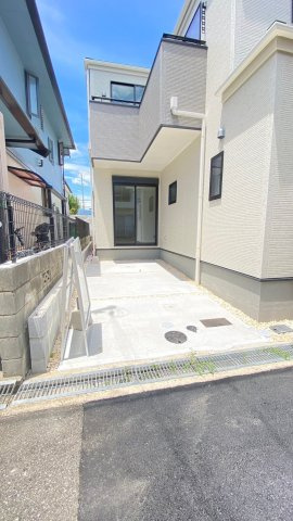 南甲子園2丁目の駐車場