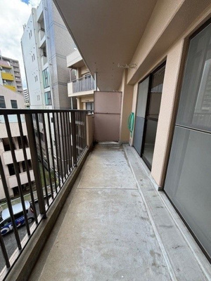 【バルコニー】 | 竹田ビル | 別号室の写真になります。現況優先。