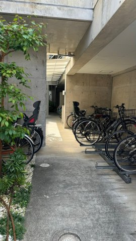 パレシェール苦楽園北夙川通りの駐車場|駐車場