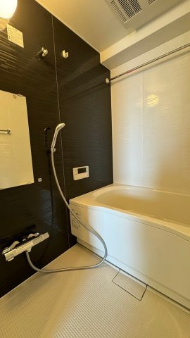 パレシェール苦楽園北夙川通りの浴室|風呂