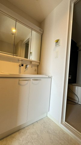 パレシェール苦楽園北夙川通りの独立洗面台|独立洗面台