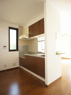 【キッチン】 | ラフォーレ・ファインC | 対面キッチンで開放感があります♪