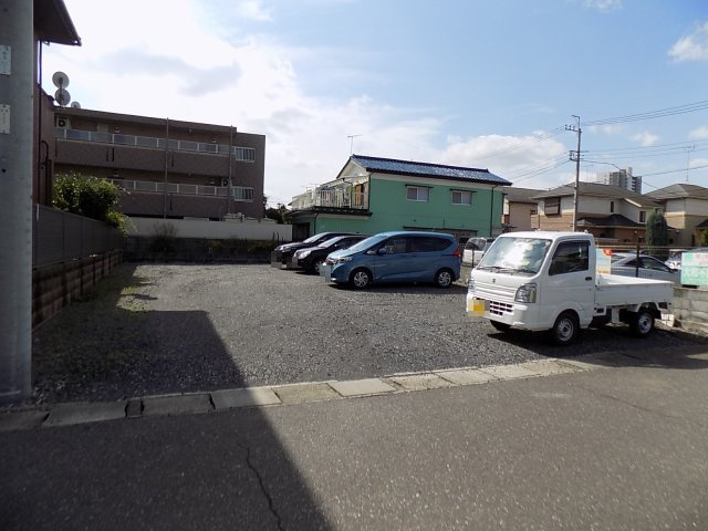 川口北パーキングの駐車場