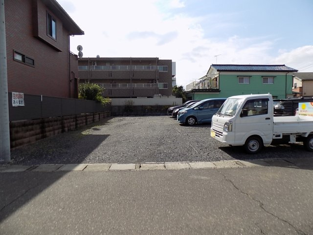 川口北パーキングの駐車場