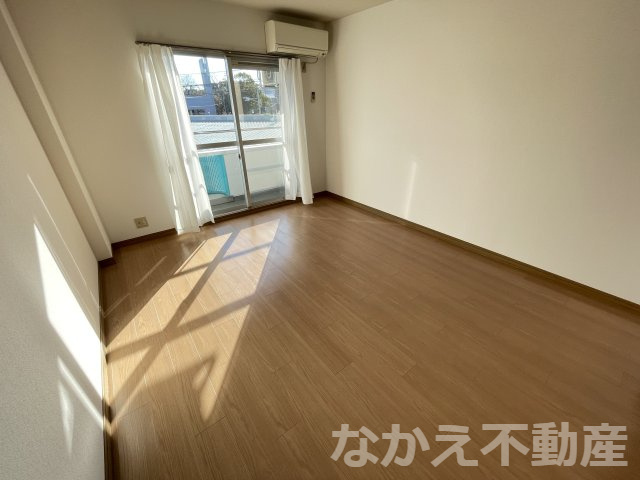 【寝室】 | 使い勝手のいい寝室です