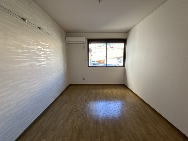 メゾン澤田 F棟の寝室