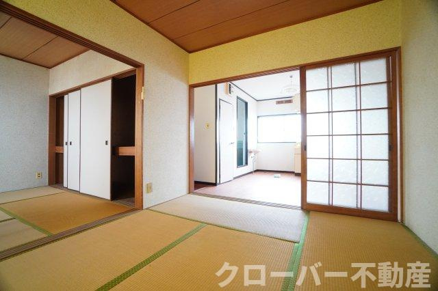 ひまわりアパートの内装