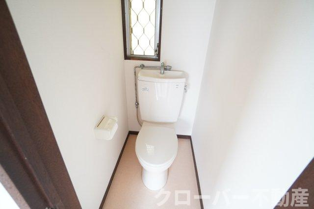 ひまわりアパートのトイレ