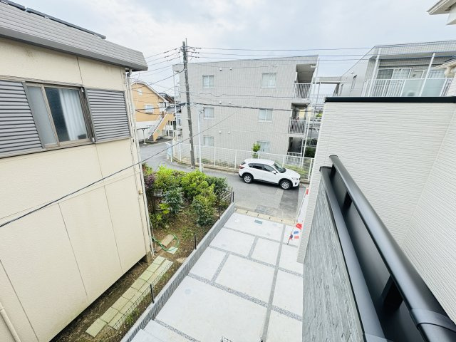 松戸市新松戸南3丁目新築戸建【新松戸南小学校：5分】の展望|バルコニーより道路側眺望