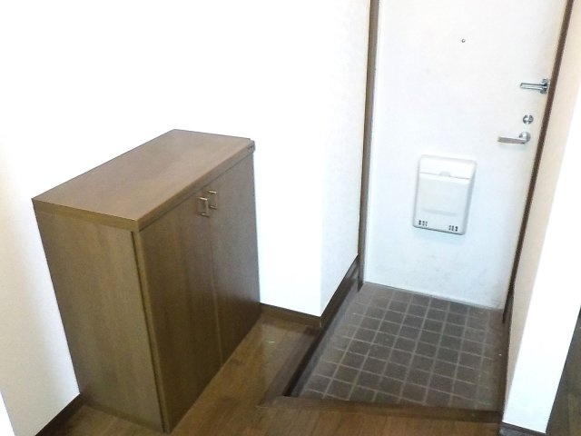 【玄関】 | 岡田ビル