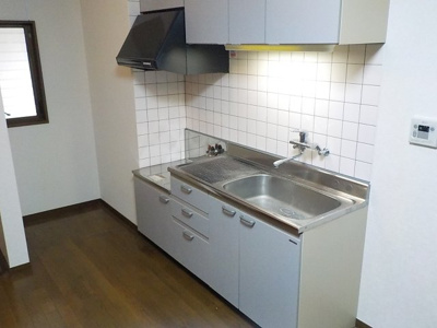 【キッチン】 | 岡田ビル