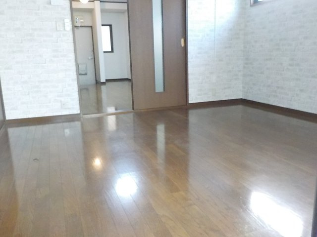 【洋室】 | 岡田ビル