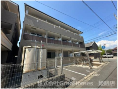 GLAハート飾磨A棟の外観