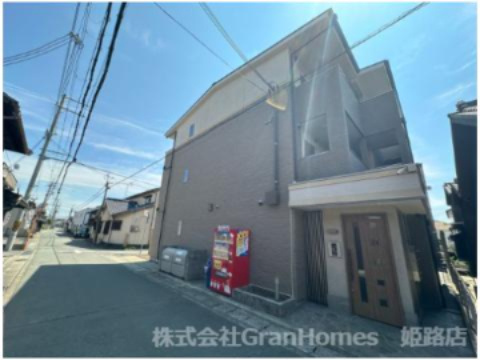 GLAハート飾磨A棟の外観