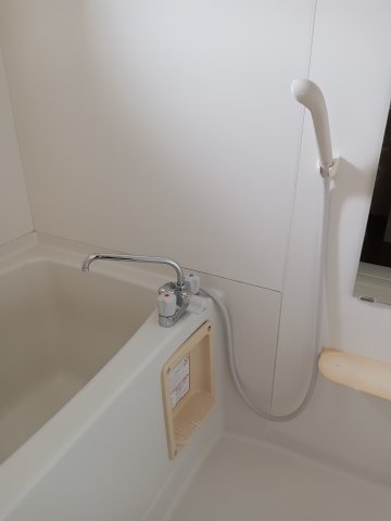 シティハイツマスヒラB棟の浴室