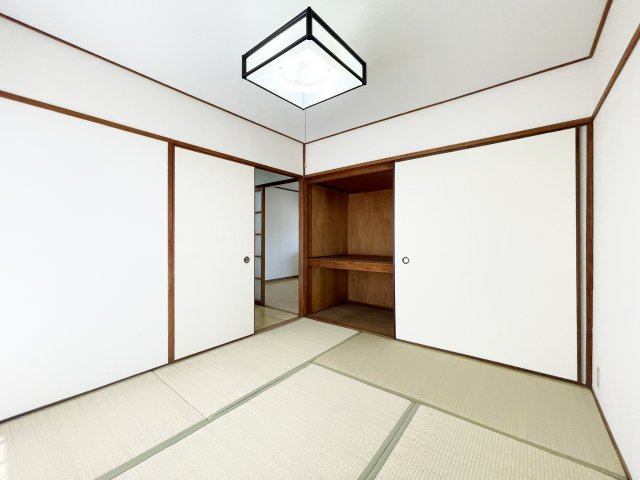 服部ビル　A棟の和室