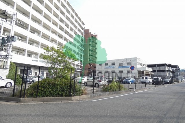 プライムスクエアの外観