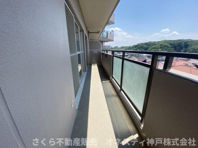 ネクステージ西神中央 D棟のバルコニー|南東側バルコニー。陽当たり良好です！