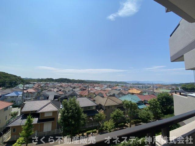 ネクステージ西神中央 D棟の展望|南東側バルコニーからの眺望です！