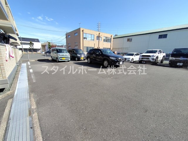 ソシエ　Ａ棟の駐車場