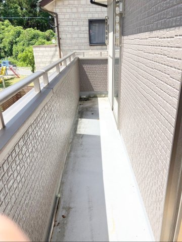糟屋郡須恵町大字上須恵　中古戸建のバルコニー|南東向きで日当たり良好なバルコニーです！