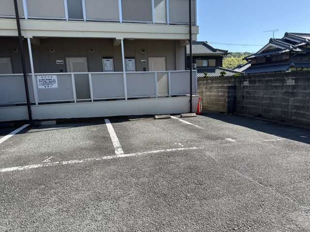 プチ・タウンの駐車場