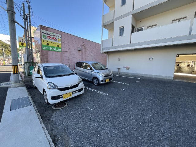 赤穂駅北ハイツの駐車場