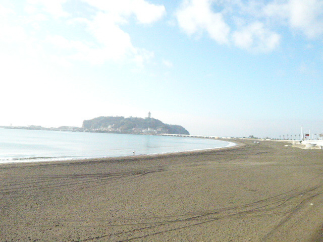 片瀬東浜海水浴場まで230m