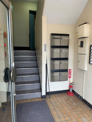 杉浦ビルのエントランス|エントランス