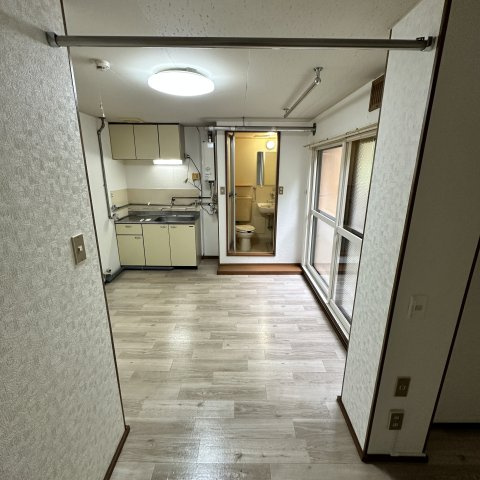 ハイツ高村の居間・リビング