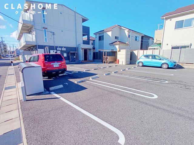 マルベリー　　刈谷市近郊の賃貸はクラスホーム刈谷店の駐車場
