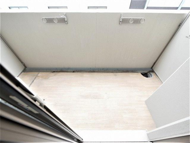 ディームス江坂のバルコニー