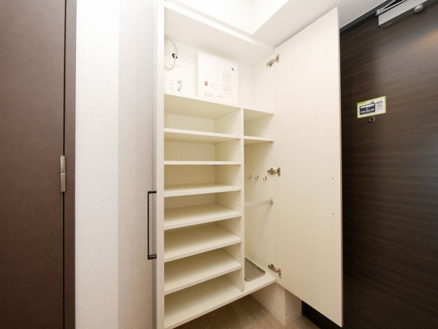 コンフォリア・リブ新大阪Qの収納