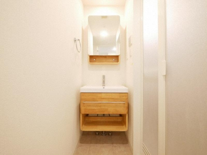 セレニテ江坂ルフレの洗面所