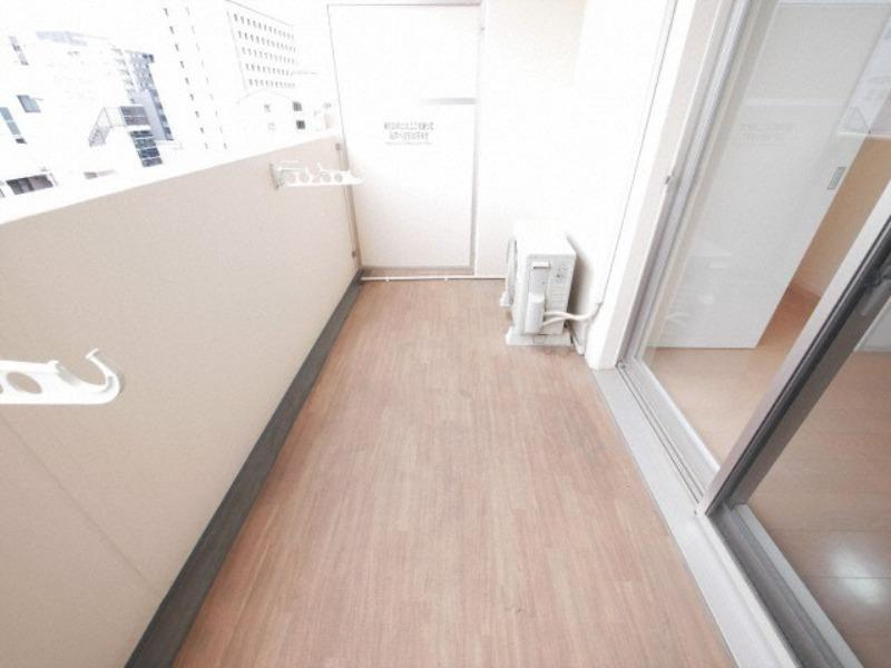 セレニテ江坂ルフレのバルコニー