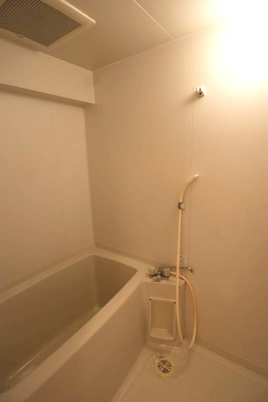 東明マンション新東の浴室