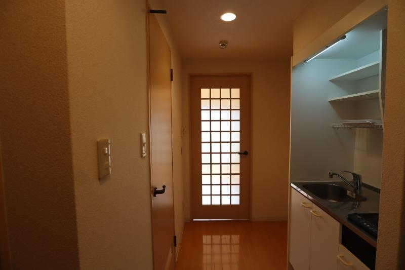 東明マンション新東の内装