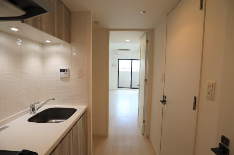 S-RESIDENCE江坂Eminenceの玄関
