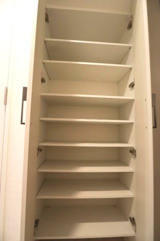 S-RESIDENCE江坂Eminenceの収納