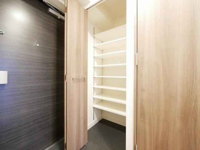 PHOENIX新大阪の収納