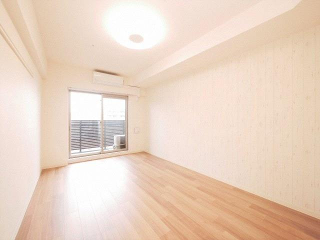 PHOENIX新大阪の居間・リビング