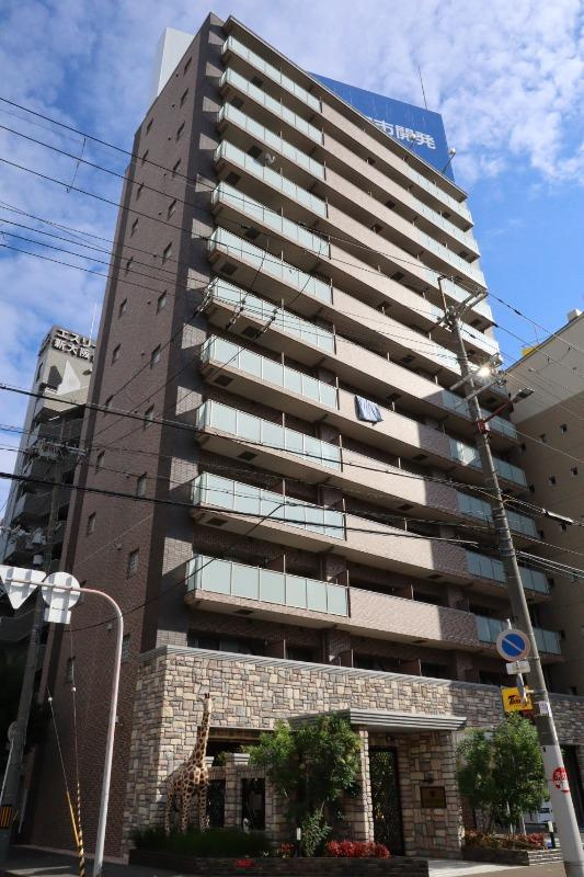 レオングラン新大阪レジデンスの外観
