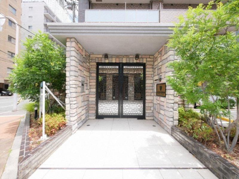 レオングラン新大阪レジデンスのエントランス