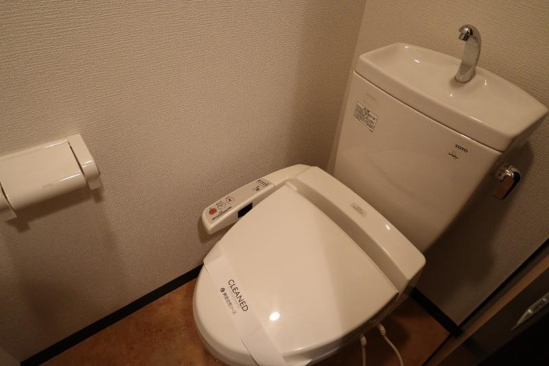 レジディア新大阪IIのトイレ