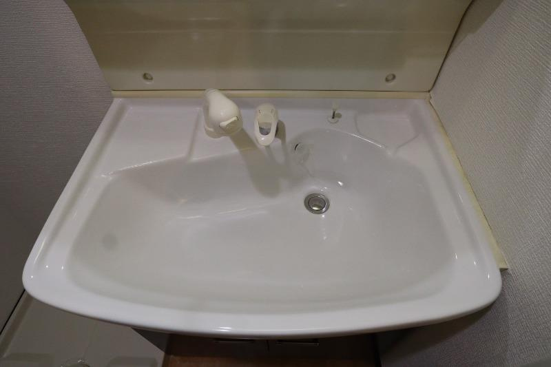 レジディア新大阪IIの独立洗面台