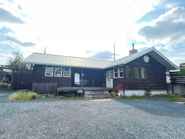 知立市八ッ田町久根ノ内店舗・事務所の外観