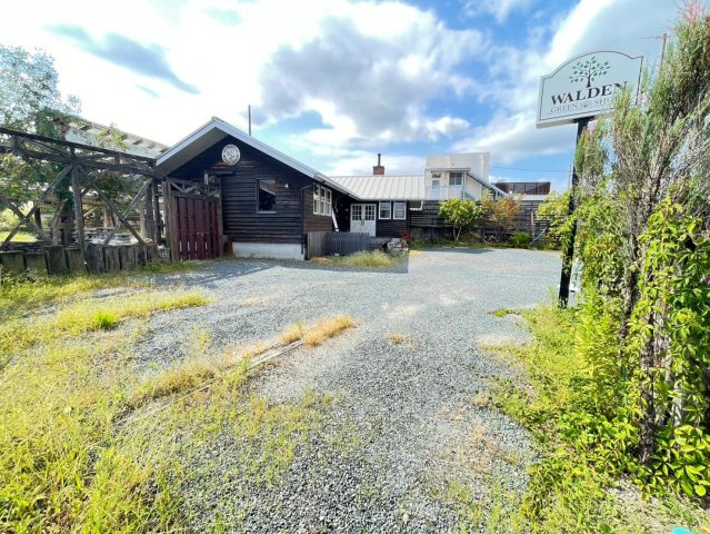 知立市八ッ田町久根ノ内店舗・事務所の外観