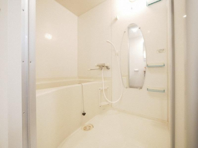 RIDGE江坂の浴室