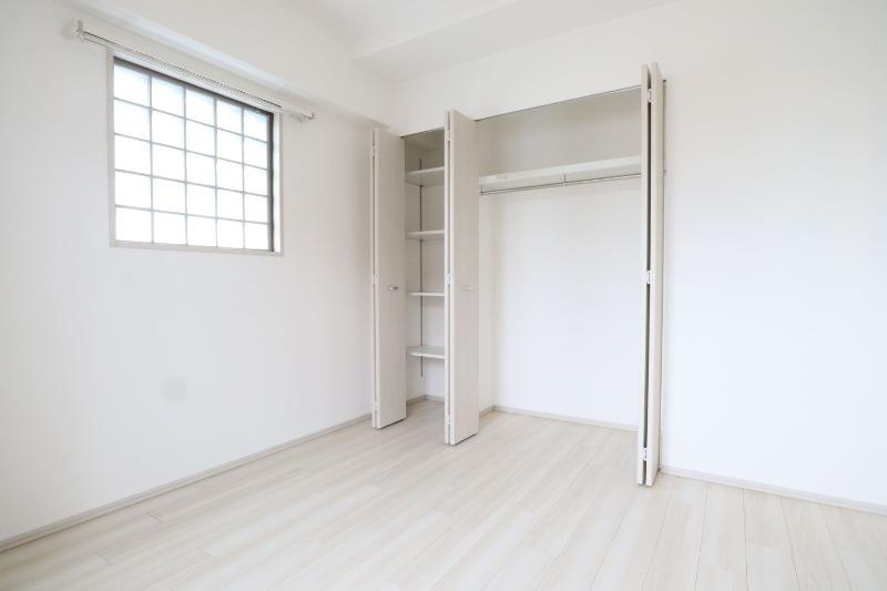 スプランディッド新大阪キャトルの洋室