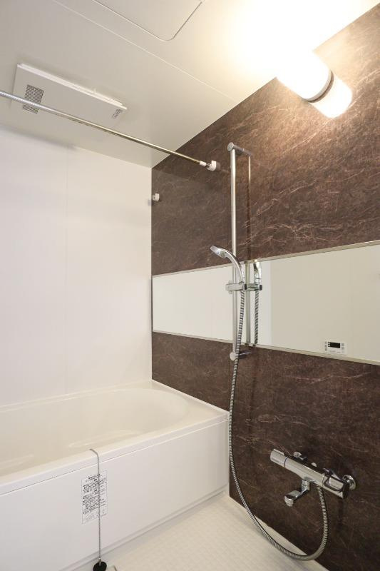 スプランディッド新大阪キャトルの浴室